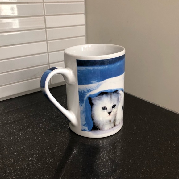 Blue and white cat mug - Picture 1 of 7